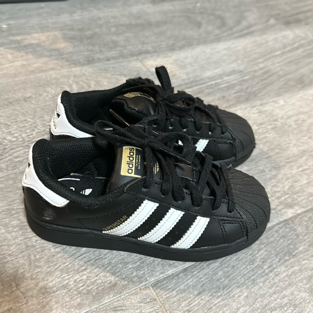 11.5k Black on White Adidas Shell Toe Classic Kids 11.5c